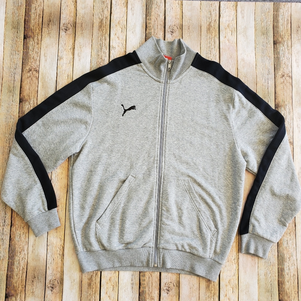 Puma Jacket sz M like new